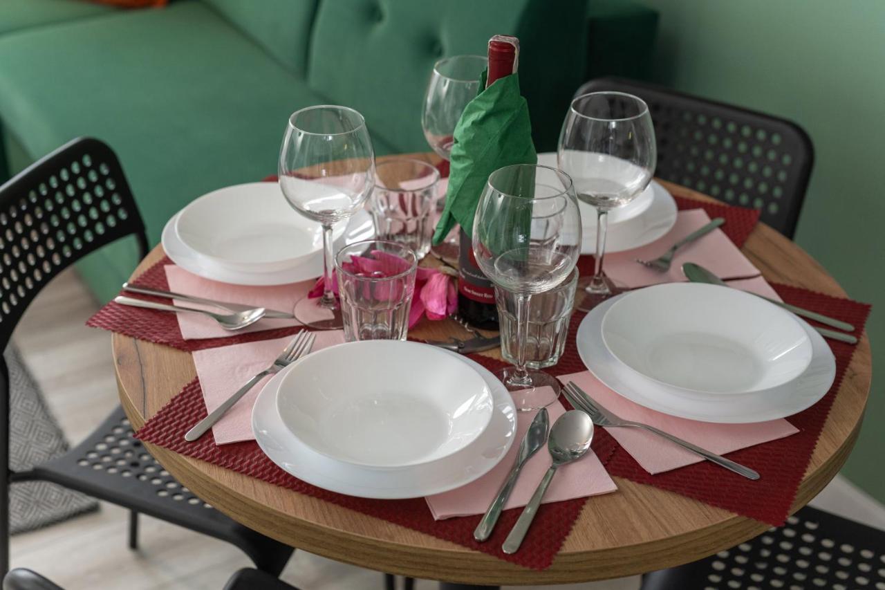 Apartament Zielinskiego Centrum Wroclaw By Noclegi Renters Kültér fotó